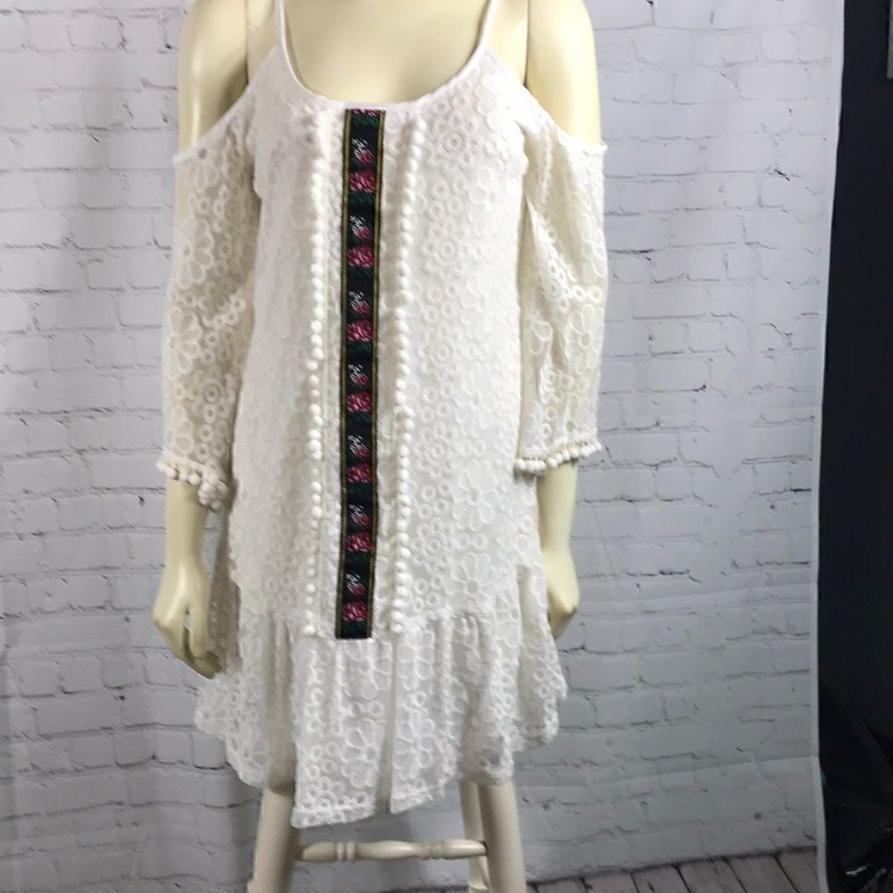 Boho style cold shoulder dress by Voom EUC sz S